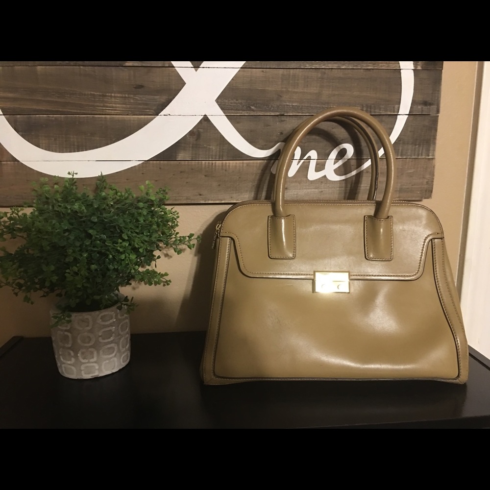 Sold - Picture 2 of 8